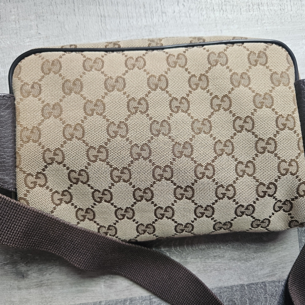Gucci Beige Belt Bag - Picture 5 of 9